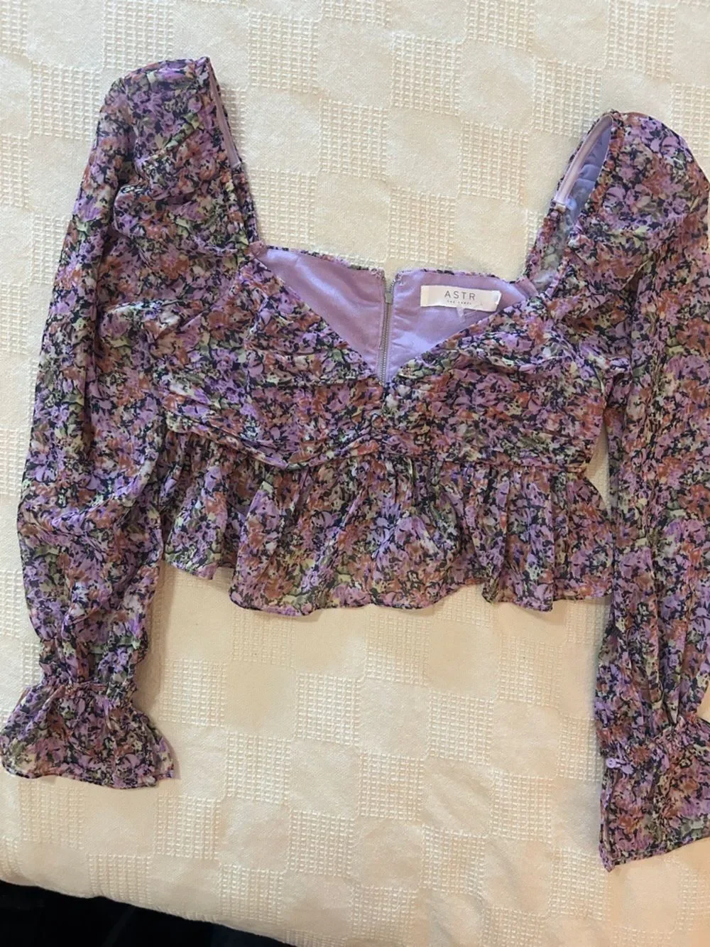Astr Lavender Floral Puff-Sleeve Cropped Blouse size small